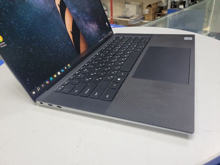 Распродажа Dell екр 15.6 core i9-10885h/ram32gb/ssd512gb/quadro t2000 with max-q design 4gb 1920x1200, продавец Техноскарб