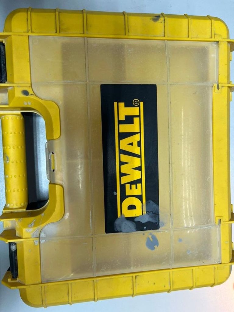 Оголошення Dewalt Копія 720w без моделі Б/У