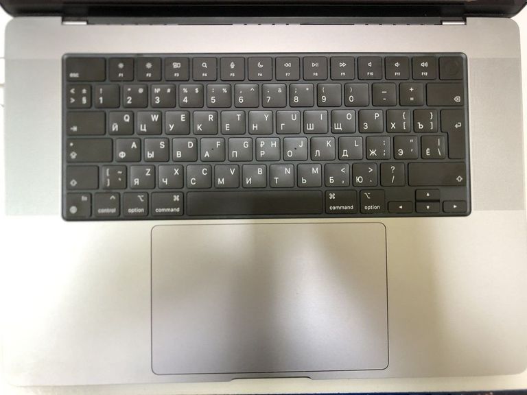 Apple 16,2/a2485/ m1 pro 10-cpu/ 16-gpu/ ram32gb/ ssd512gb/ retina xdr, truetone Код:01-200777972. Изображение 9