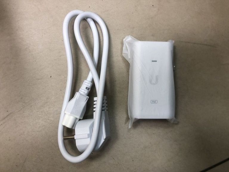 Купить Ubiquiti u-poe ieee 802.3af. 48 в, 0.32 а Б/У