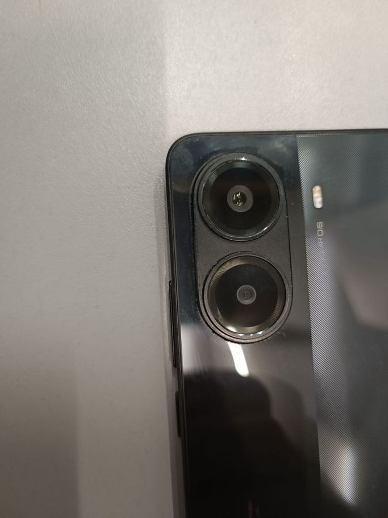 Poco X7 Pro 8/256GB Green Код:01-200786784. Изображение 8