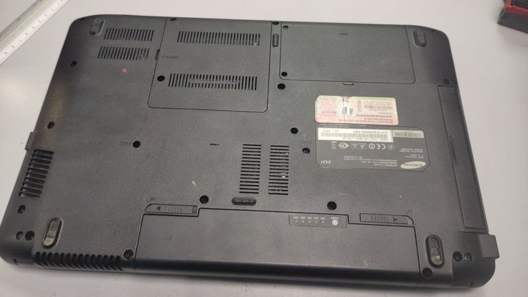 Samsung 15/core i3 330m ddr3/4gb ddr3/hdd 500 gb/geforce 310m Код:01-200792524. Изображение 5