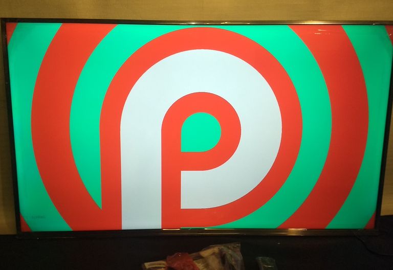 Дешиво Xiaomi Mi TV UHD 4S 43 с ломбарда