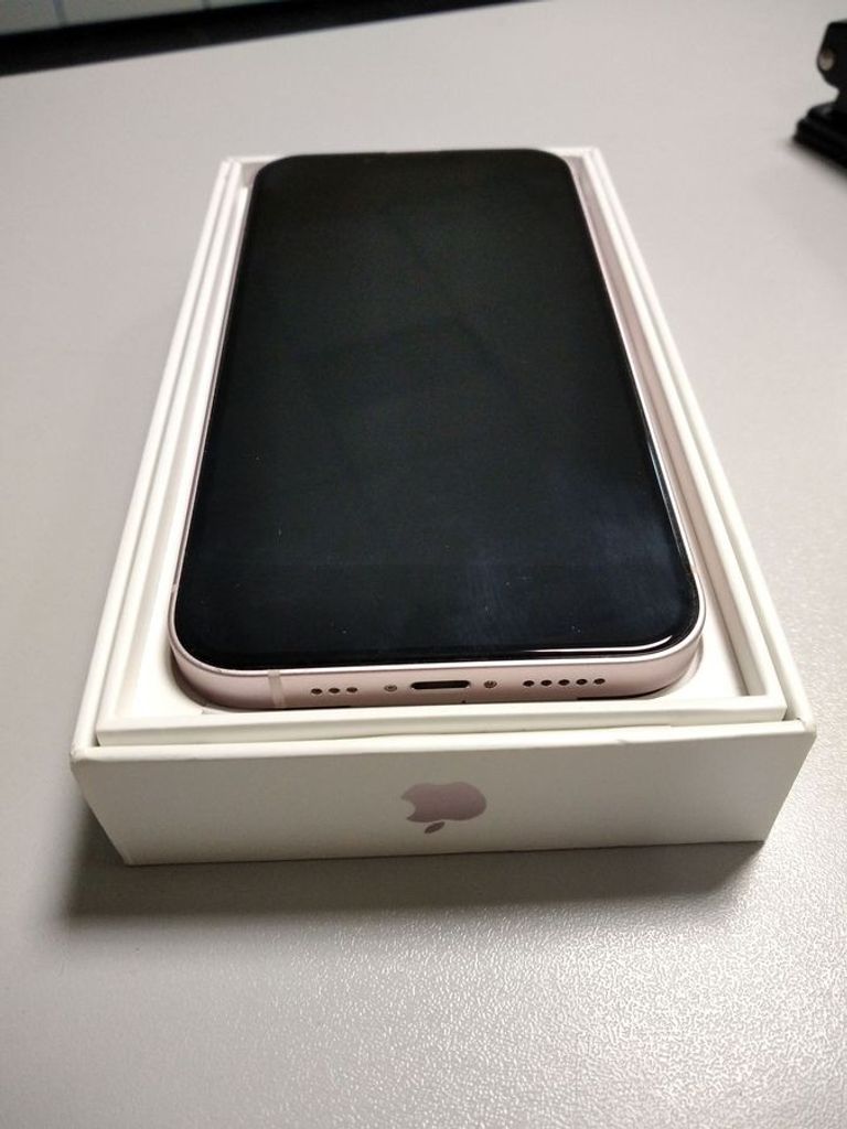 Объявление Apple iPhone 13 128GB Blue (MLPK3) Б/У