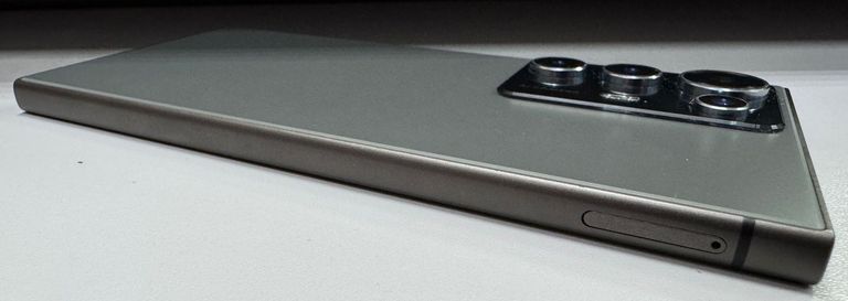 Дешево Samsung Galaxy S25 Ultra 12/512GB Titanium Jadegreen (SM-S938BZGG) з ломбарду