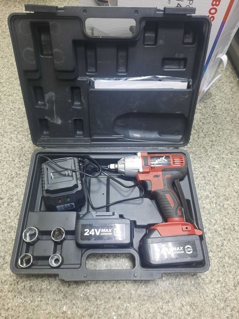 Оголошення Max mxiwcd24v 2акб зп Б/У