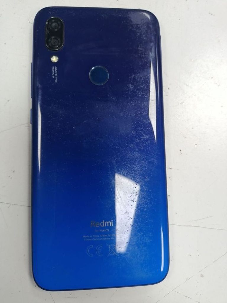 Купити Xiaomi Redmi 7 2/16GB Black Б/У