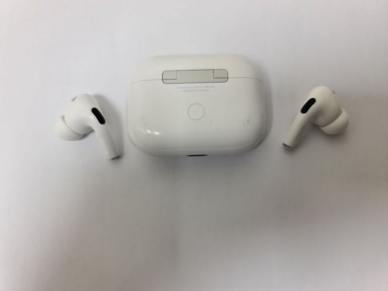 Apple airpods pro 2nd generation with magsafe charging case usb-c Код:01-200803709. Зображення 5