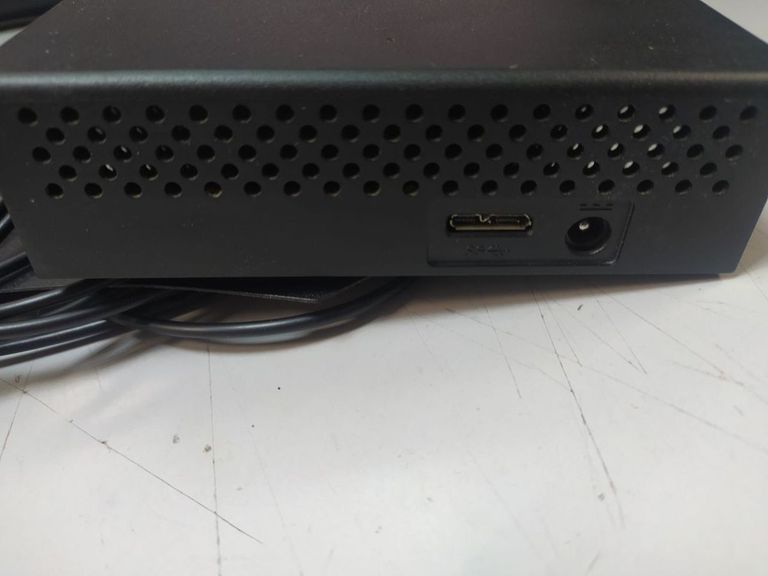 Дешиво Seagate expansion portable 2 tb с ломбарда