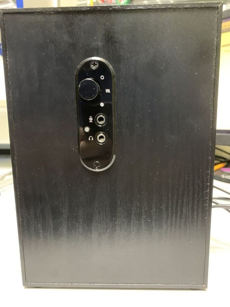 Оголошення Real-el S-235 Black Б/У