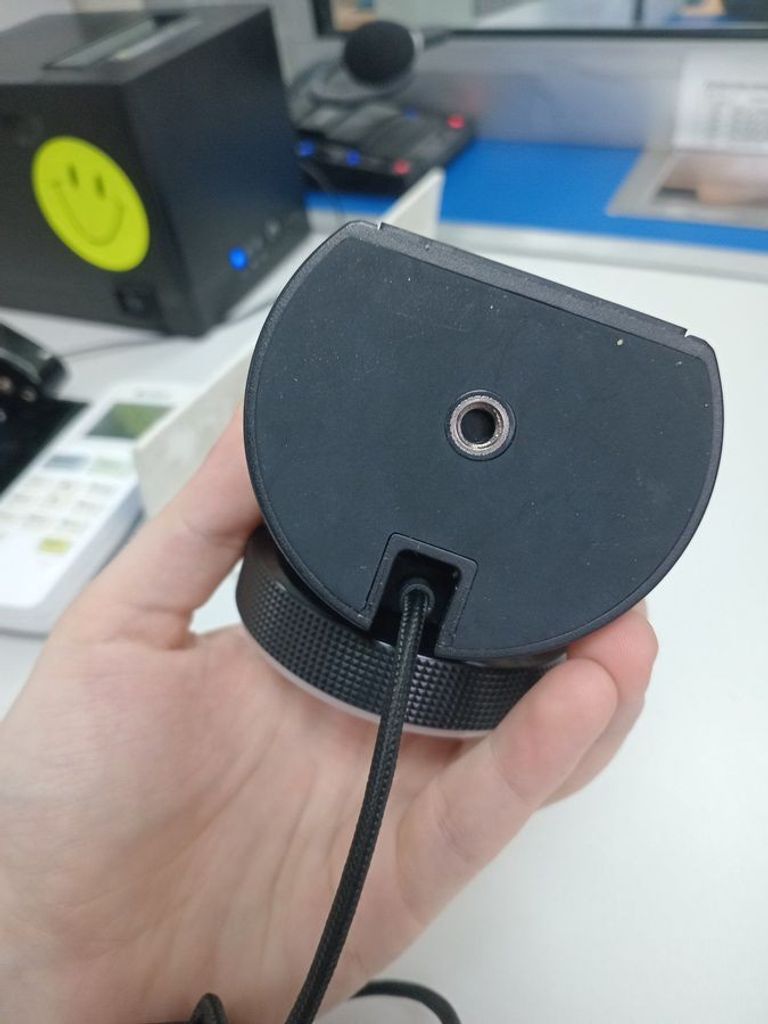 Дешиво Razer kiyo x rz19-04170100-r3m1 с ломбарда