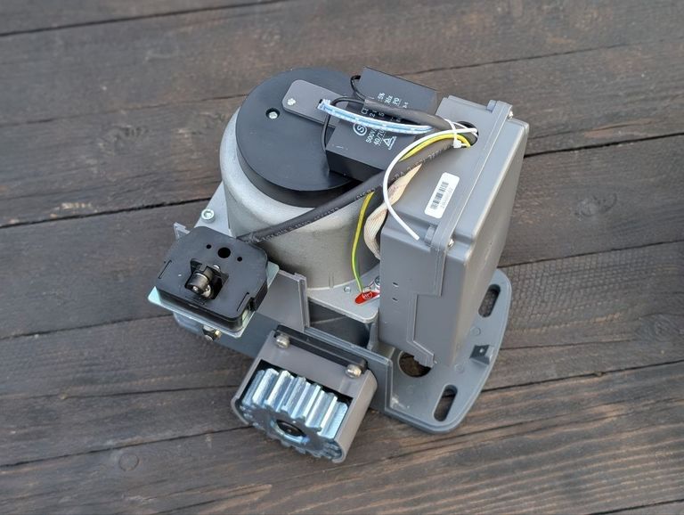 Дешиво TIMBERTECH SL600AC; 600 кг с ломбарда