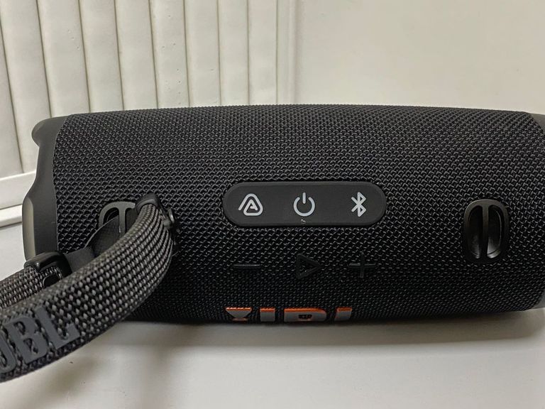 Объявление JBL Charge 6 Black Б/У