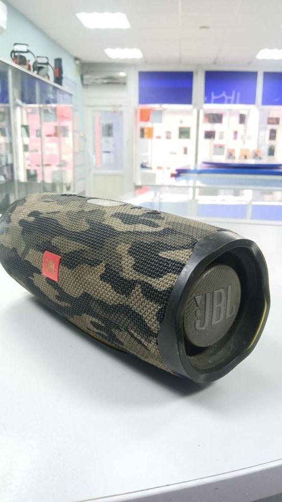 Дешево Jbl charge 4 з ломбарду