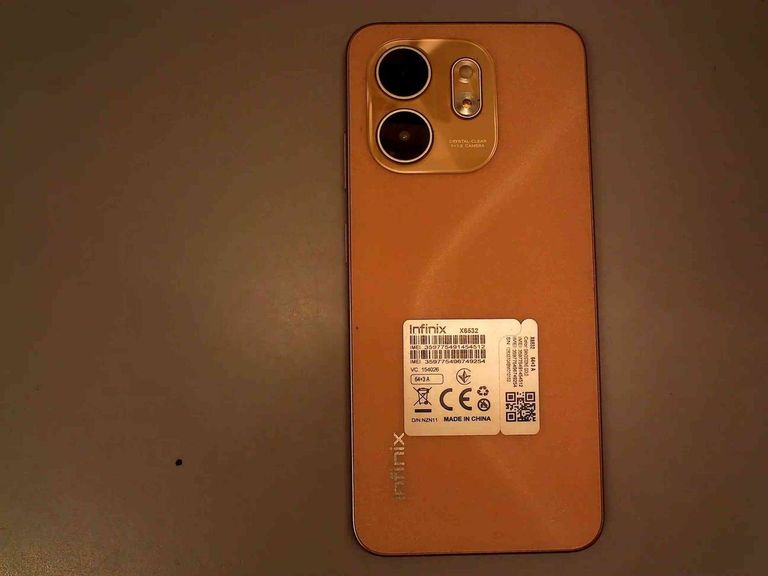 Дешиво Infinix smart 9 3/64gb с ломбарда