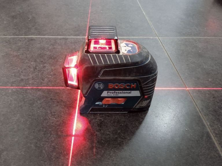 Розпродаж Bosch gll 3-80 c, продавець Техноскарб
