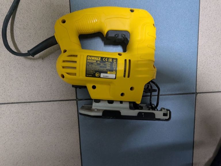 Дешево Dewalt dwe 249-ks з ломбарду
