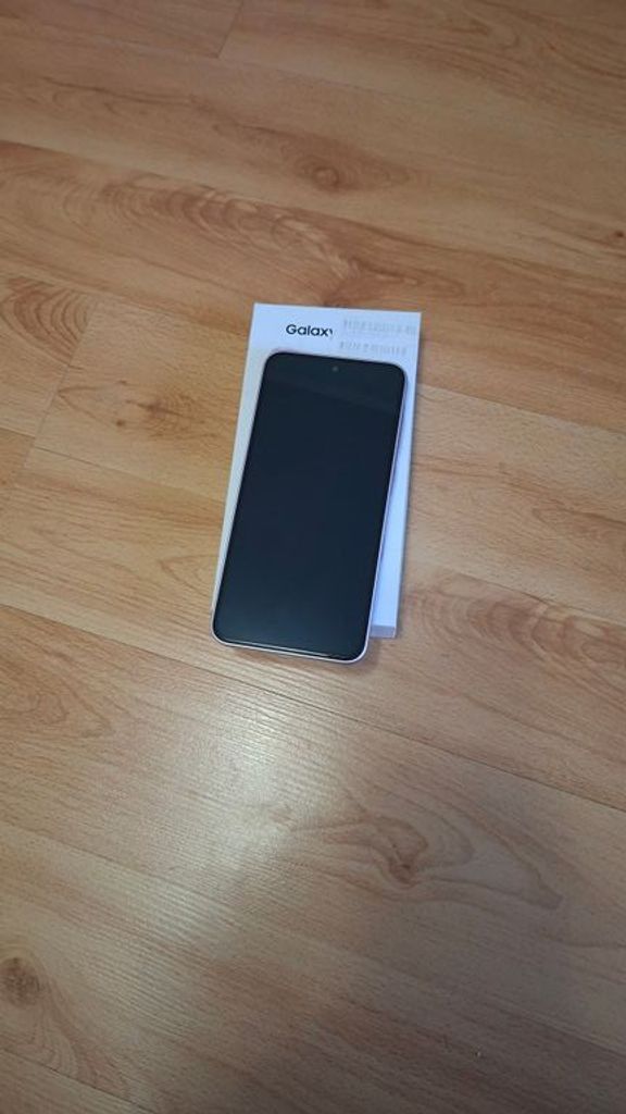 Дешево Samsung Galaxy A35 5G 6/128GB Light Violet (SM-A356BLVB) з ломбарду