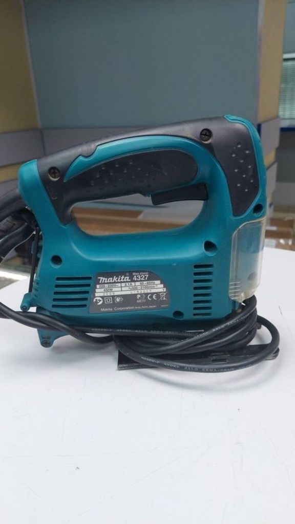 Объявление Makita 4327 Б/У