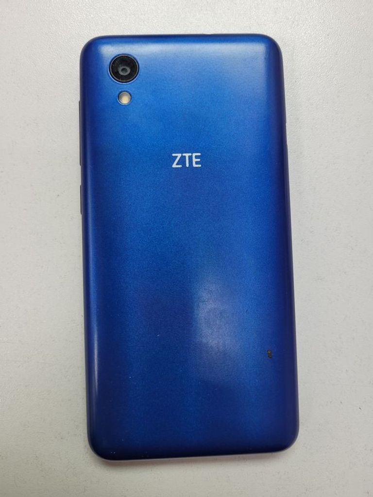 Оголошення Zte Blade L8 1/16GB Black Б/У