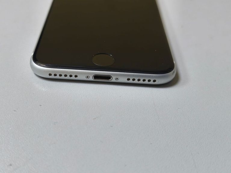 Apple iPhone SE 2020 64GB Black Slim Box (MHGP3) Код:01-200845508. Изображение 8