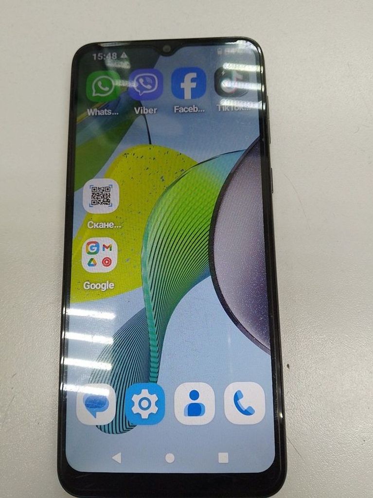 Купити Motorola moto e13 8/128gb xt2345-3 Б/У