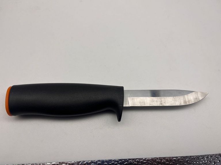 Дешево Fiskars K40 (125860) з ломбарду