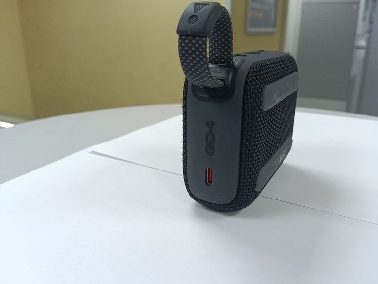 Дешево Jbl go 4 з ломбарду