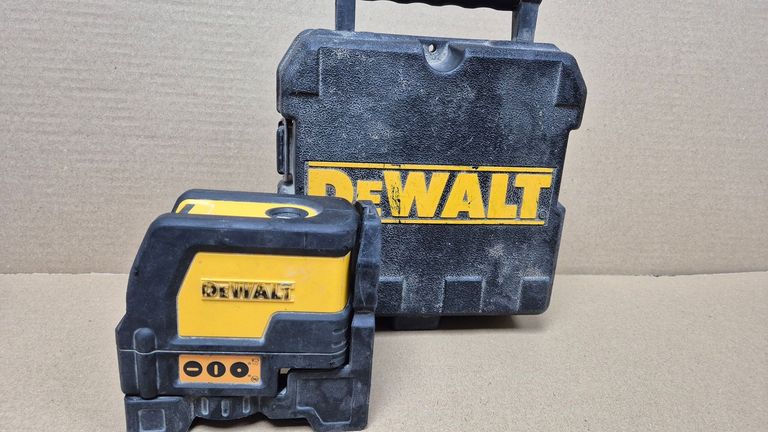 Купити Dewalt DW0822 Б/У