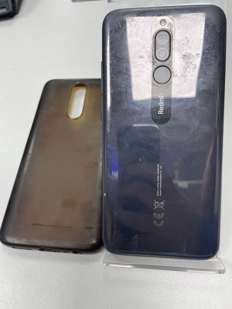 Дешиво Xiaomi Redmi 8 3/32GB Blue с ломбарда