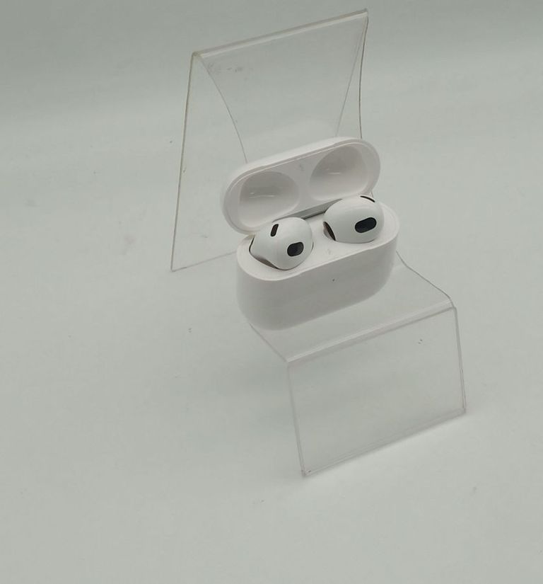 Дешево Apple airpods 3rd generation з ломбарду