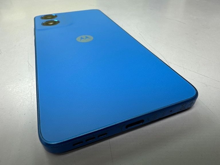 Дешево Motorola g04 4/64gb з ломбарду