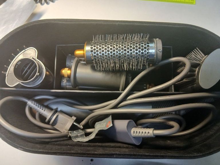 Дешево Dyson airwrap hs05 complete long nickel/copper з ломбарду