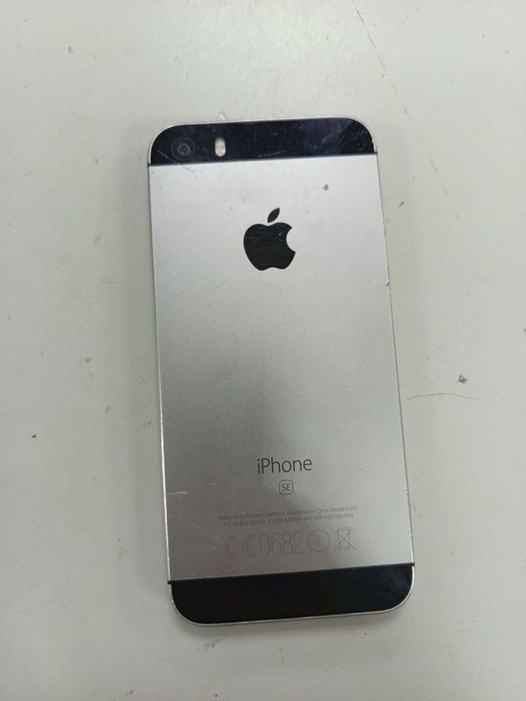 Купити Apple iphone se 1 64gb Б/У
