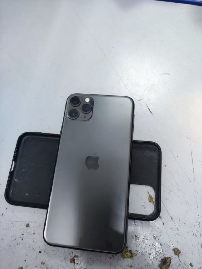 Объявление Apple iphone 11 pro max 64gb Б/У