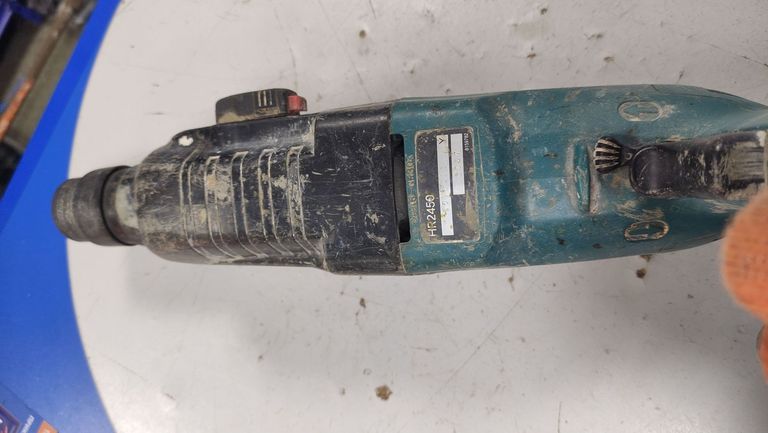 Дешево Makita hr2450 з ломбарду