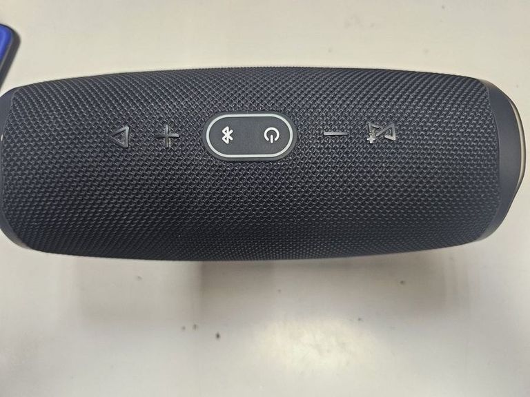 Купить Jbl charge 4 Б/У