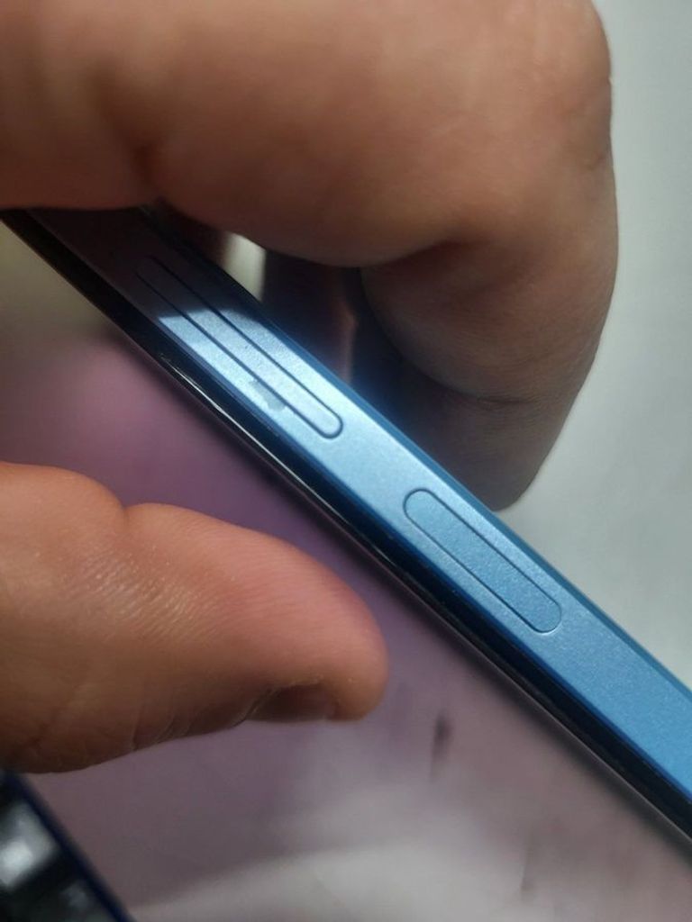 Купить Xiaomi redmi note 12 4/128gb Б/У