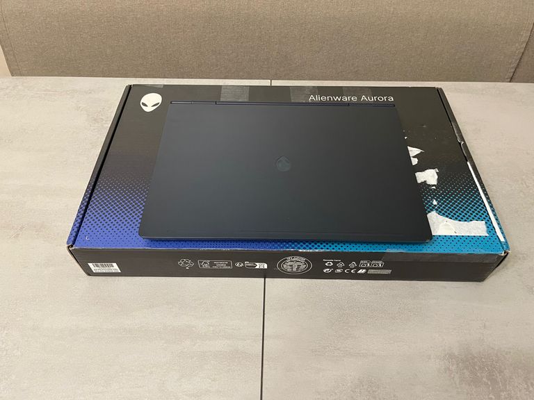 Dell Alienware 16 Aurora AC 16250, 16" 4K IPS 120Hz, Intel 7-240H, 16GB, 1TB, Nvidia GeForce RTX 5060 8GB Код:null. Изображение 5