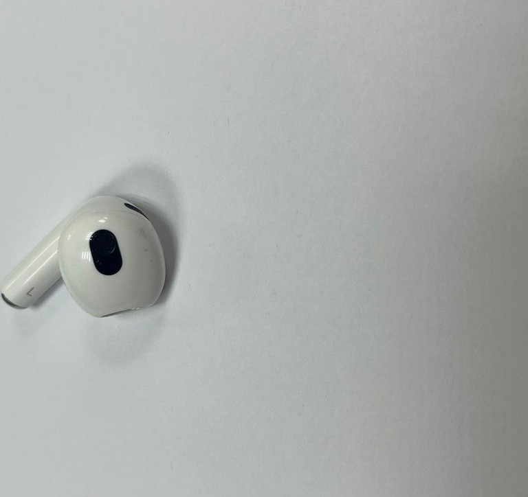 Apple airpods 3rd generation Код:01-200924466. Изображение 7