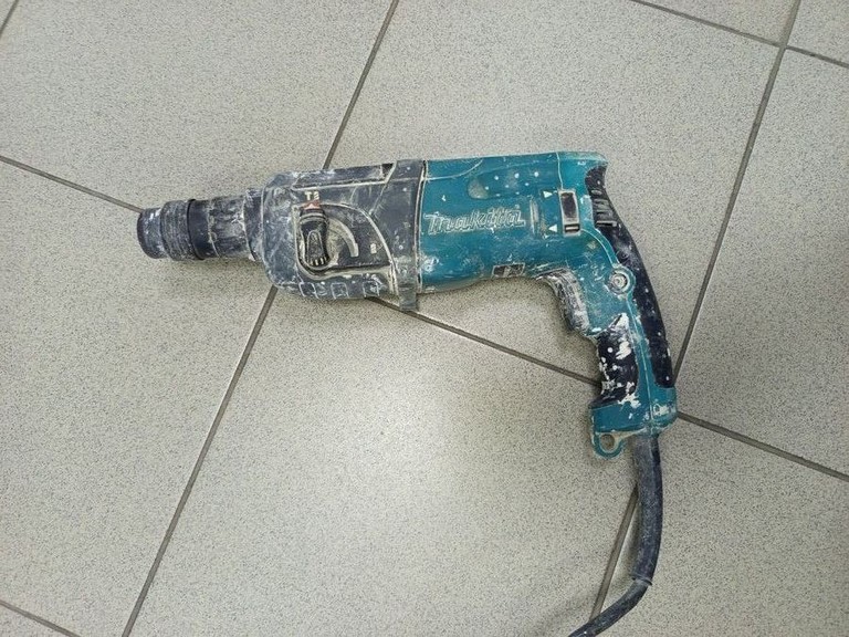 Купити Makita HR2230 Б/У