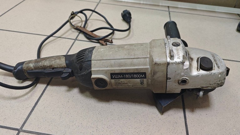 Оголошення Интерскол ушм-180/1800 Б/У