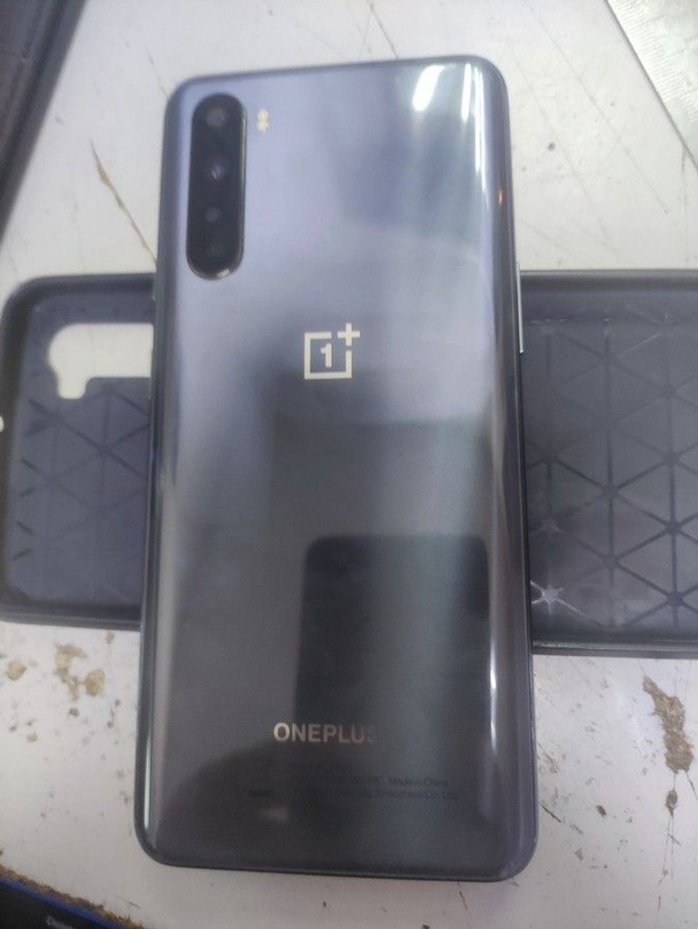 Дешиво Oneplus nord 1 ac2003 8/128gb с ломбарда
