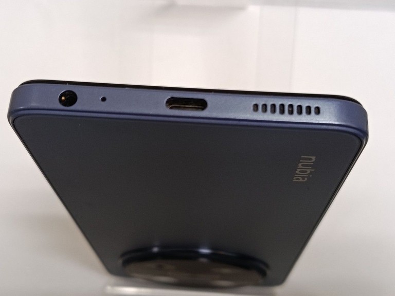 Zte Nubia V70 Max 6/128GB Gray Код:01-200937950. Изображение 5