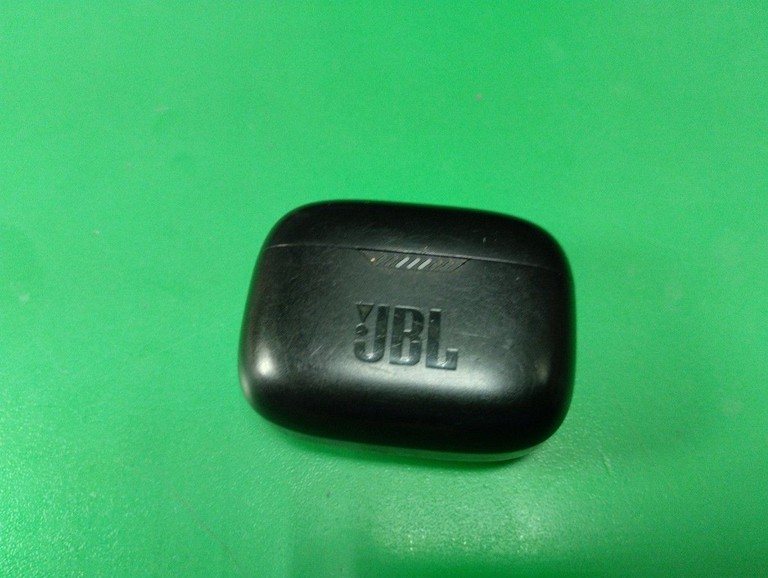 Купити Jbl tune 235nc Б/У