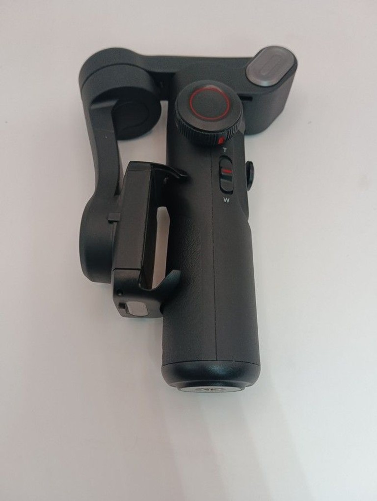 Оголошення Aochuan professional gimbal stabilizer for smartphone smart xe Б/У