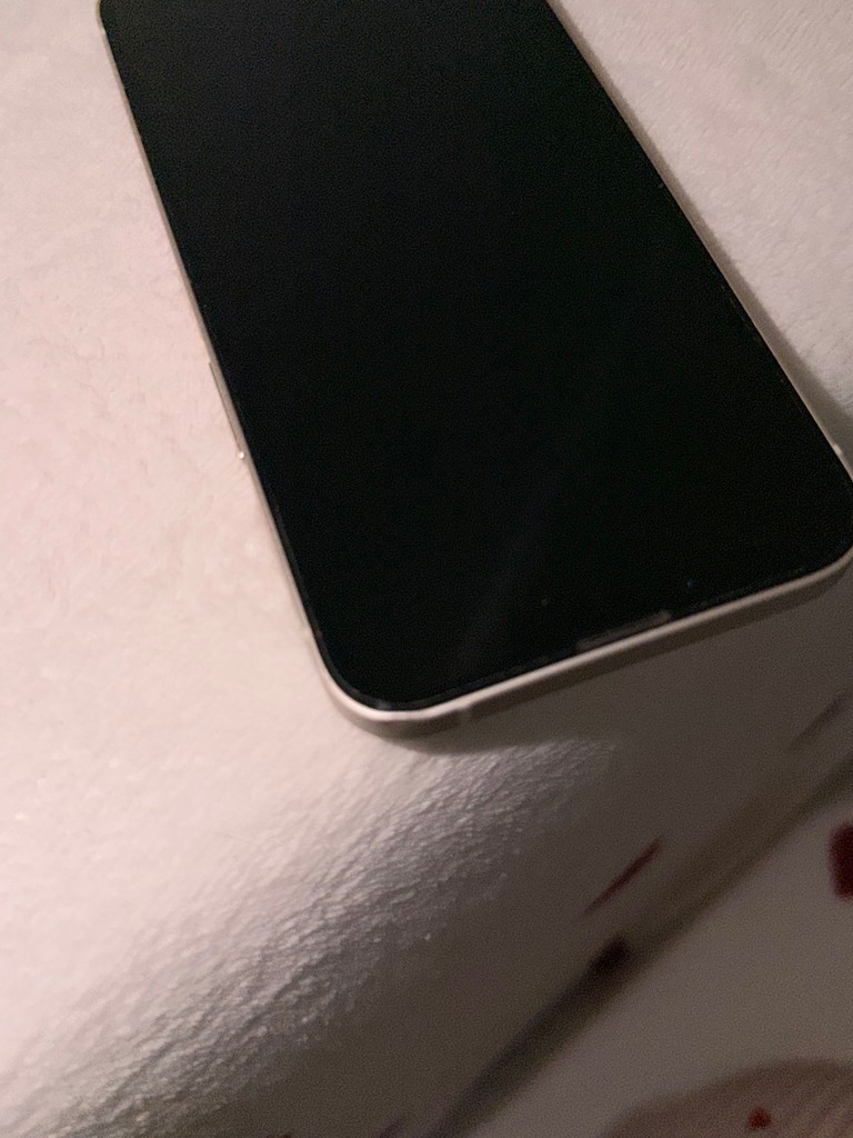 Оголошення Apple iPhone 13 128GB Starlight (MLPG3) Б/У