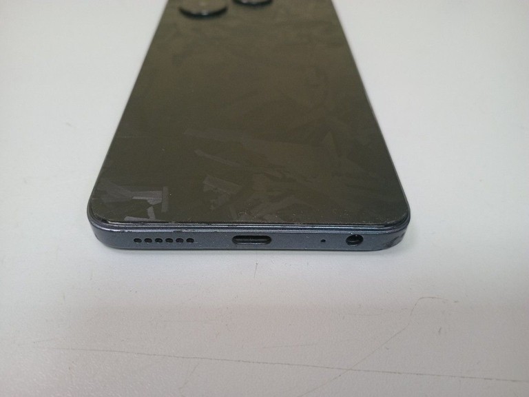 Дешево Tecno spark go 2024 3/64gb з ломбарду