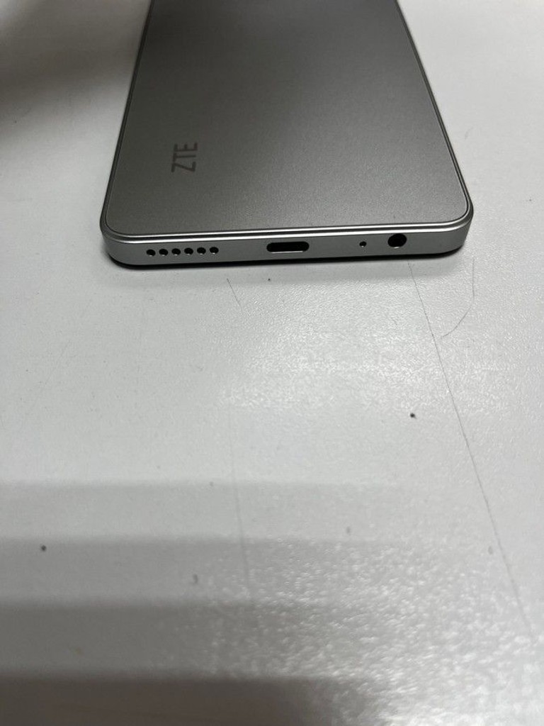 Розпродаж Zte Blade A76 4/128GB Gray, продавець Техноскарб
