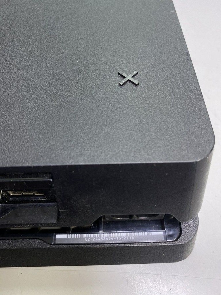 Дешево Sony playstation 4 slim 500gb з ломбарду